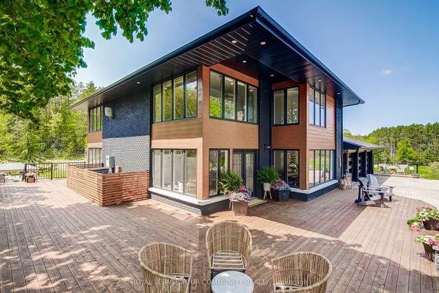 674 Regional Rd 21 Road, Uxbridge