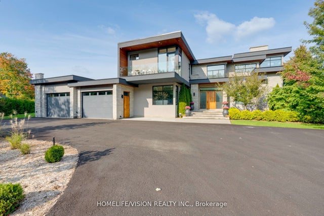 43 Ogden Crescent, Whitchurch-Stouffville