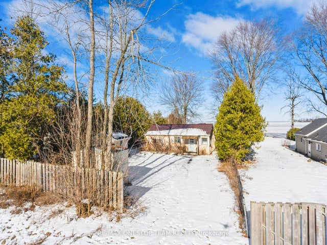 108 Moore's Beach Road, Georgina