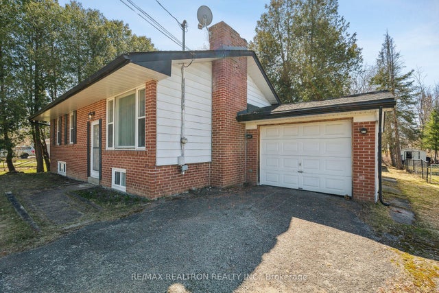 934 Gilmore Avenue, Innisfil