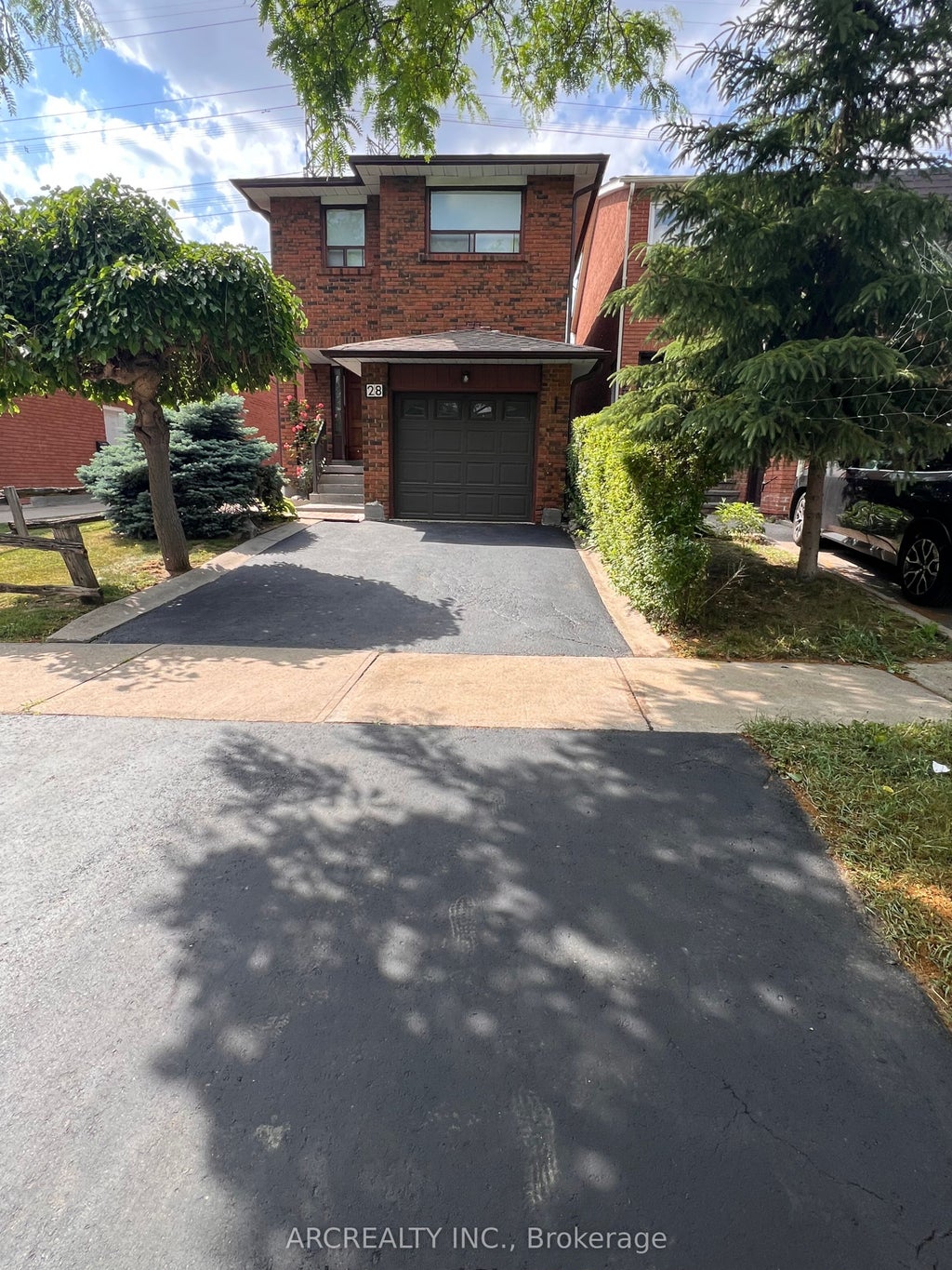28 Oakmount Crescent, Vaughan