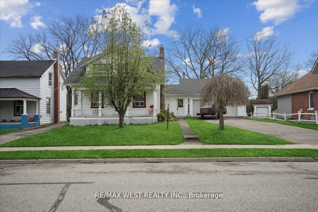 55 River Street, Georgina