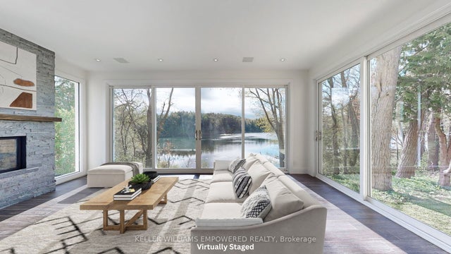 8 Macleod Estate Court, Richmond Hill