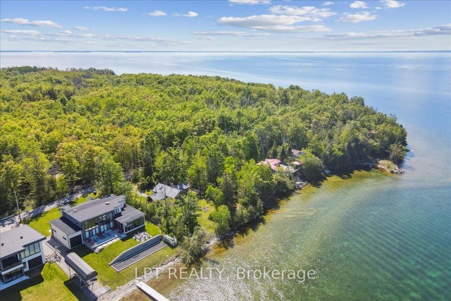 1689 Chief Joseph Snake Road, Georgina Islands