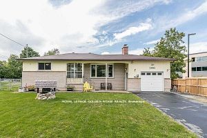 2082 Lea Road, Innisfil