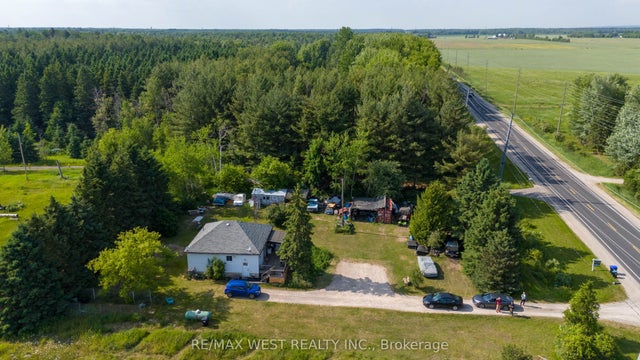 6464 County Road 10 Road, Essa