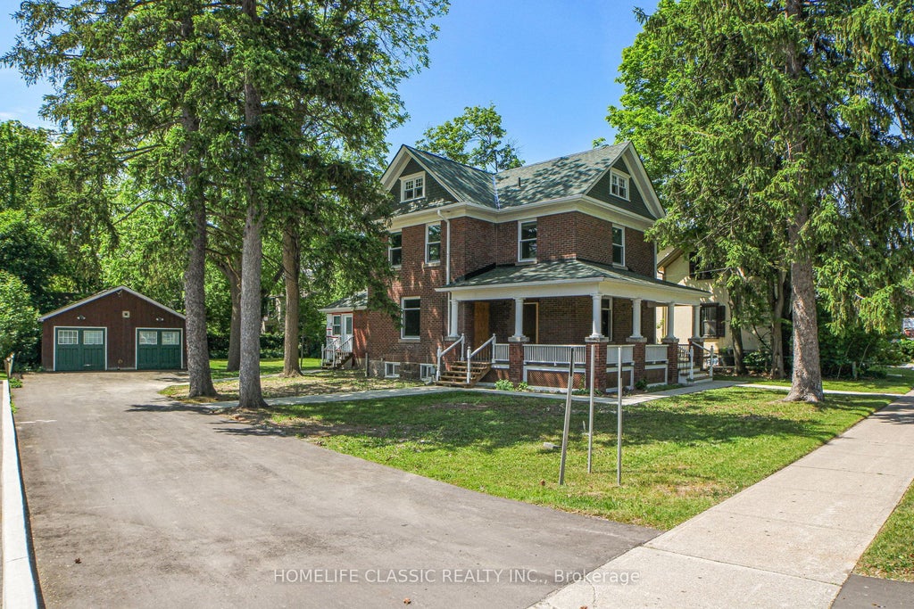 33 Centre Street Unit A, Vaughan