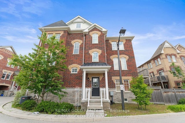 10 Porter Avenue W 25, Vaughan