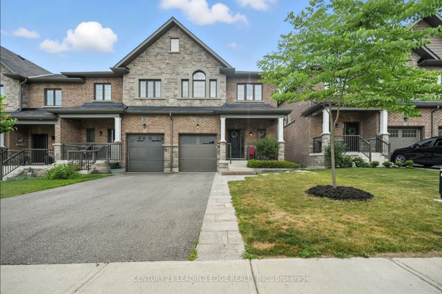 31 Gord Matthews Way, Uxbridge