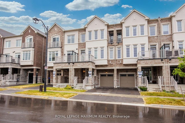 40 Rotary Way, Bradford West Gwillimbury