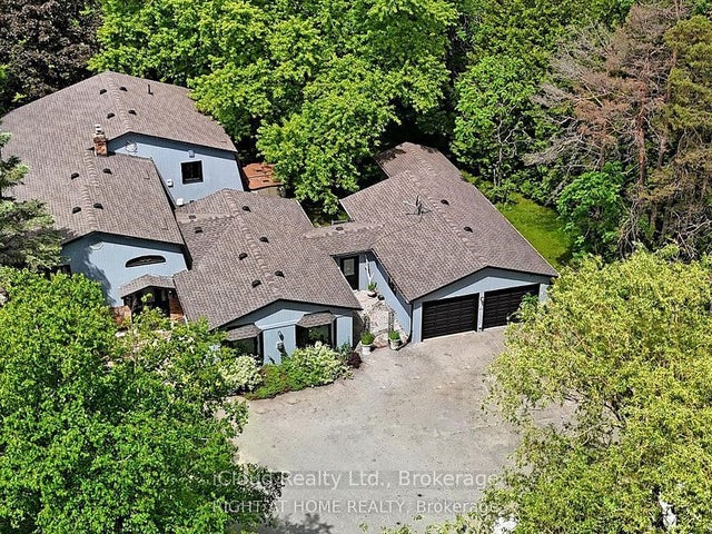 2580 Lake Ridge Road, Uxbridge