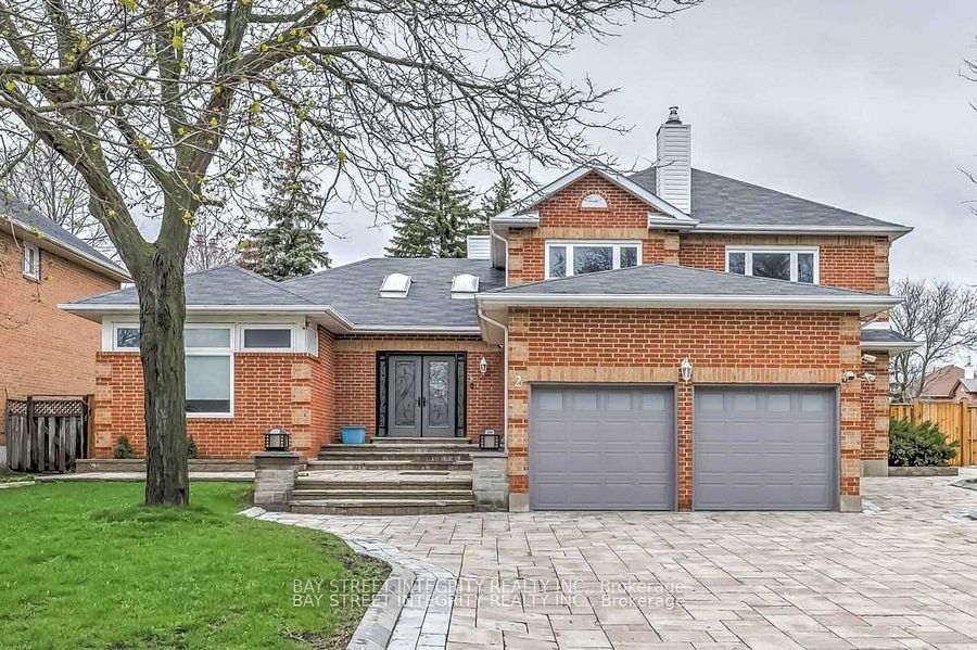 2 Lonsdale Court, Markham