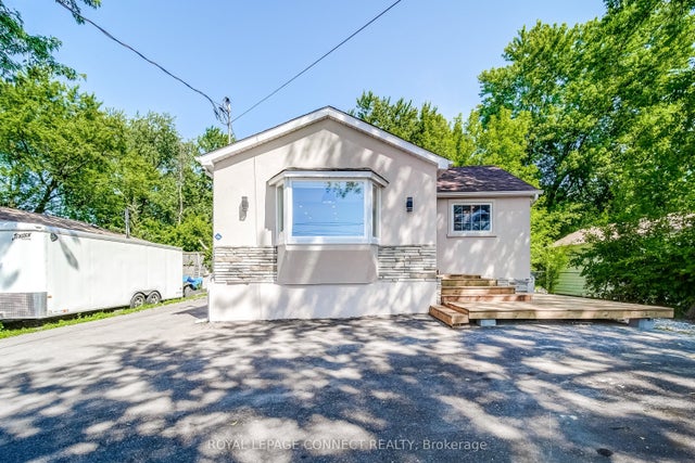 158 Beach Road, Georgina