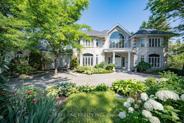 14 Alm Court, Aurora