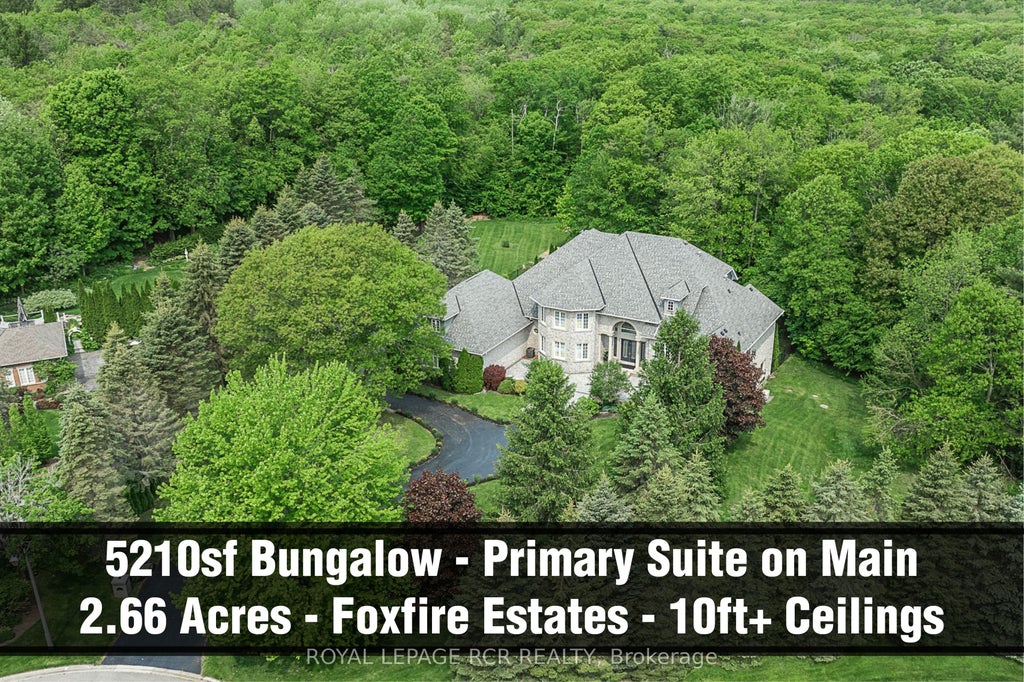 12 Deer Run, Uxbridge