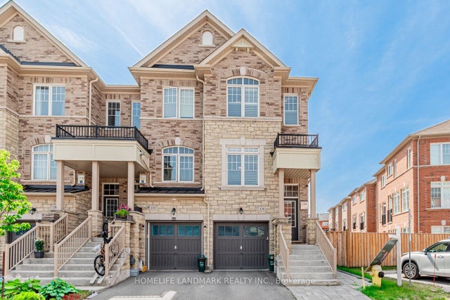 134 Dundas Way, Markham