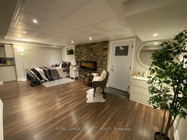 43 Tomlin Crescent Lower, Richmond Hill