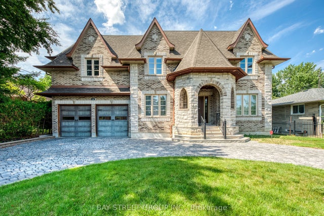 132 Crestwood Road, Vaughan