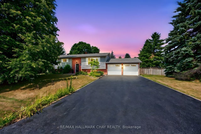 206 North Ridge Road, Essa