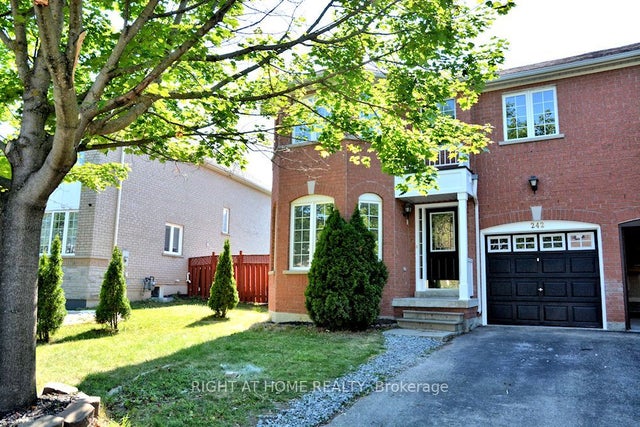 242 Flagstone Way, Newmarket
