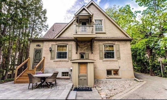 66 Richmond Street Bsmt, Richmond Hill