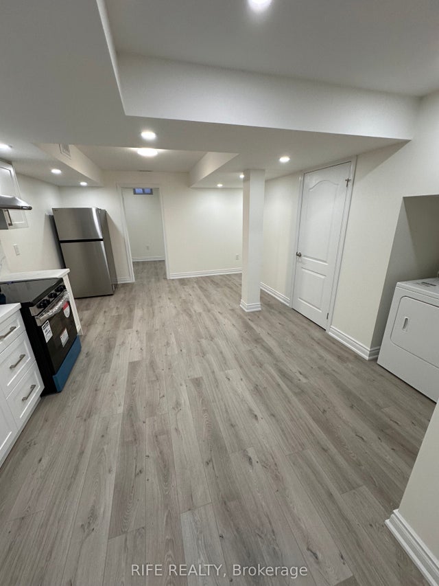 Lower 13 Charles Vogel Drive, Markham