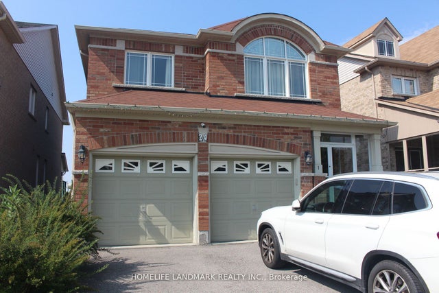24 Old Field Crescent 2, Newmarket