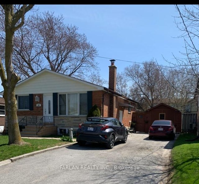 237 Maplegrove Avenue, Bradford West Gwillimbury