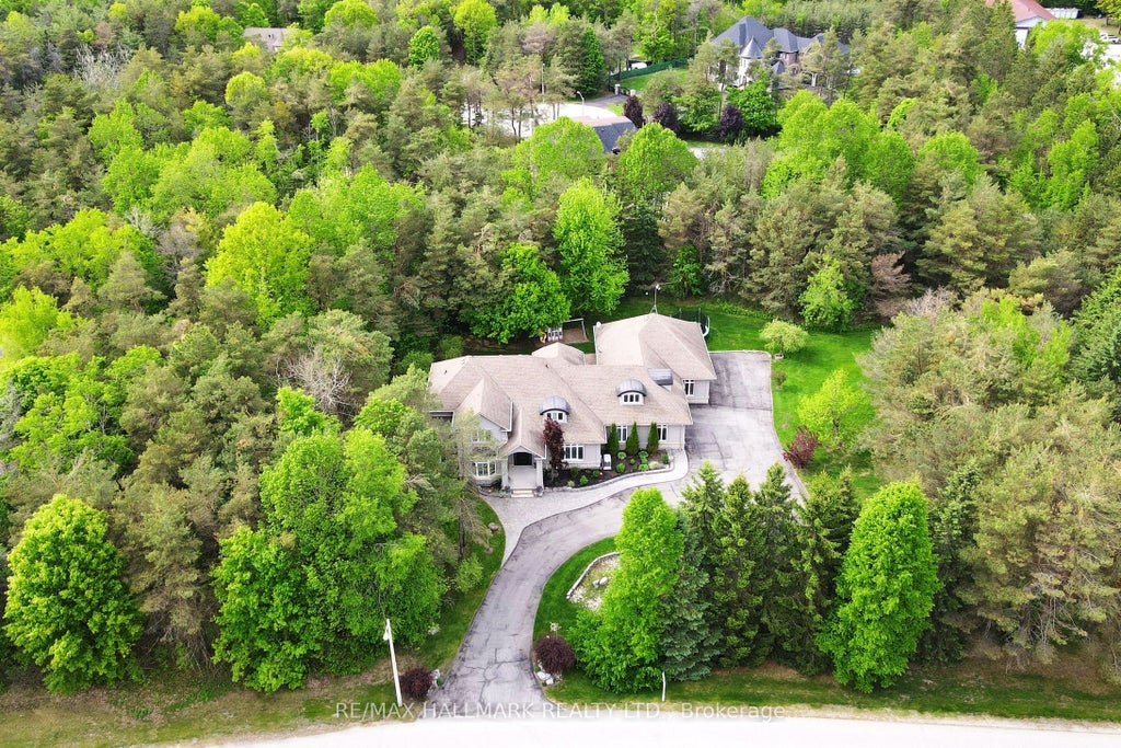 11 Loggers Trail, Whitchurch-Stouffville