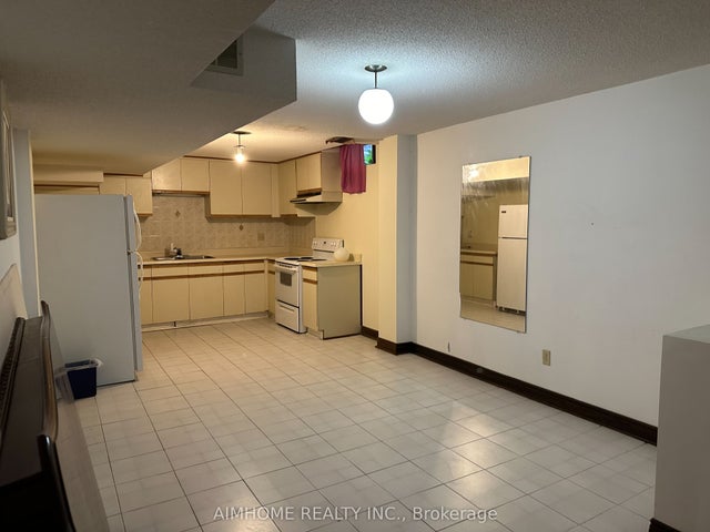 45 Granite Street, Vaughan