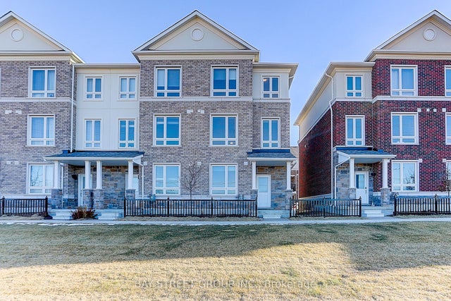 12 Chicago Lane, Markham