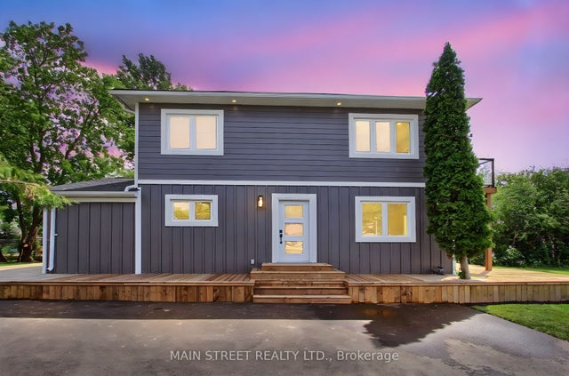 353 Pasadena Drive, Georgina