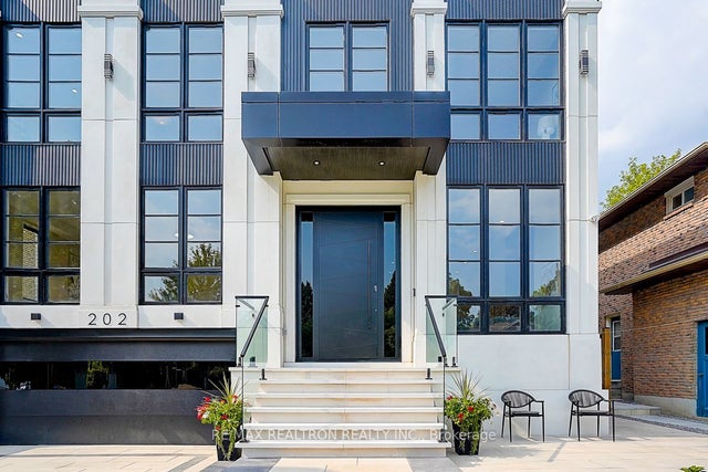 202 Carlton Road, Markham