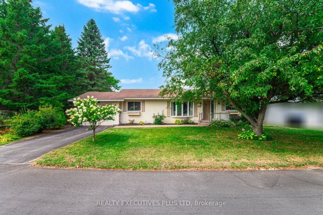 112 Tecumseth Pines Drive, New Tecumseth