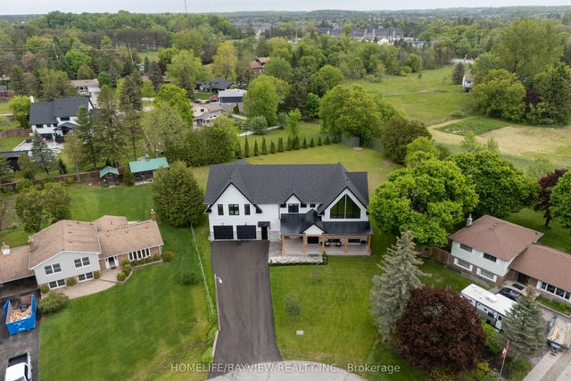 17 Jasmine Crescent, Whitchurch-Stouffville