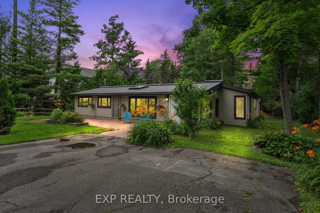 10 Maplewood Lane, Georgina