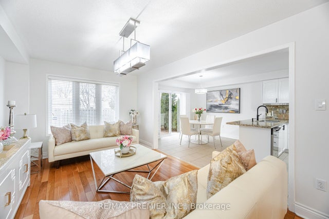 117 Professor Day Drive, Bradford West Gwillimbury