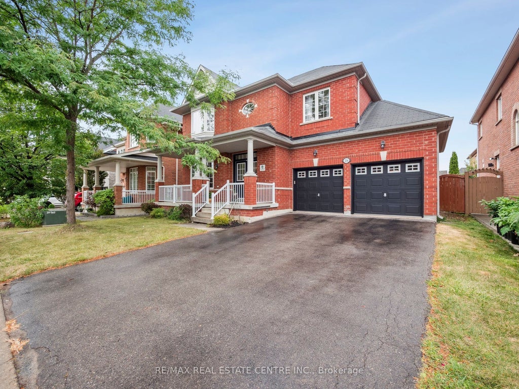 236 St Urbain Drive, Vaughan