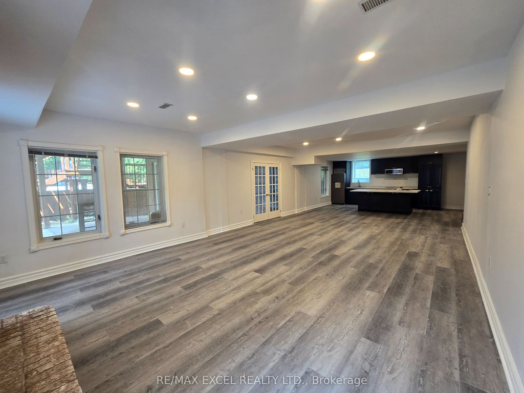 23 Falkland Place Lower Level 1, Richmond Hill