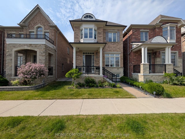 230 Paradelle Drive, Richmond Hill