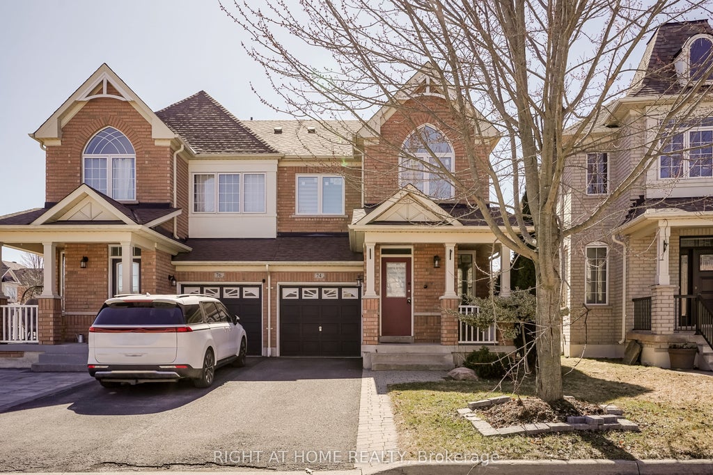 74 Amos Lehman Way, Whitchurch-Stouffville