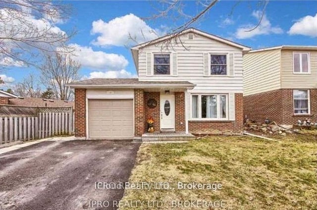252 William Roe Boulevard N Room 2, Newmarket