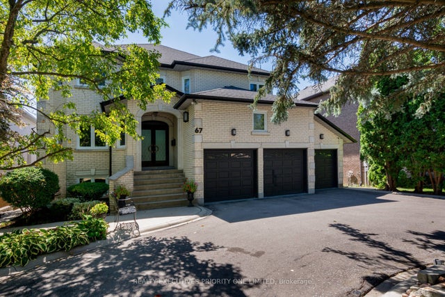 67 Stockdale Crescent, Richmond Hill