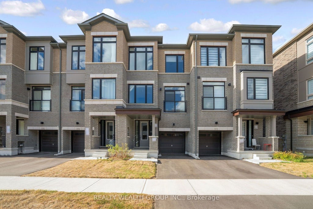 221 Tennant Circle, Vaughan