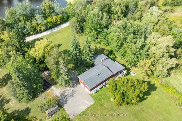 175 South Summit Farm Road, King