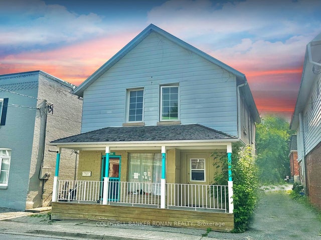 284 Main Street, King