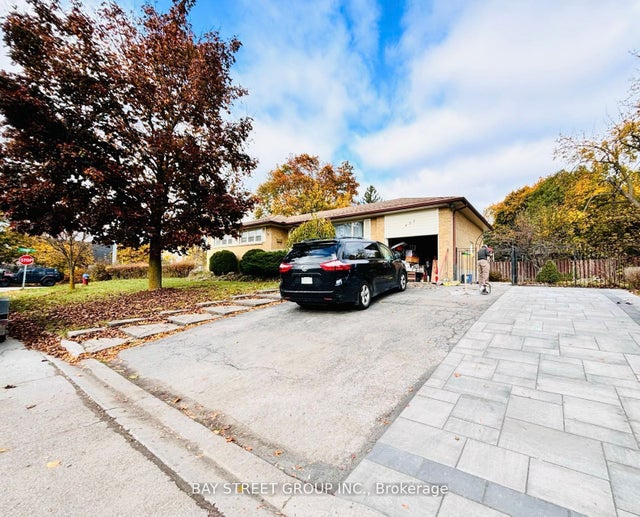 457 Windhurst Gate Bsmt, Richmond Hill