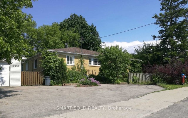 223 Browndale Cres Lower N/a 2, Richmond Hill
