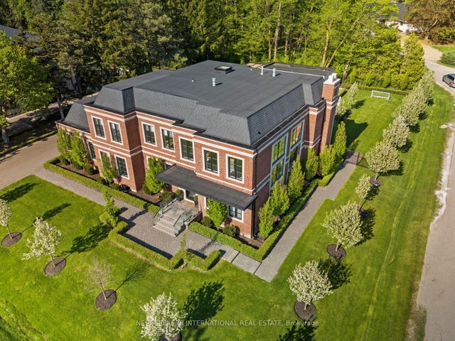 6 Forestave Crescent, King