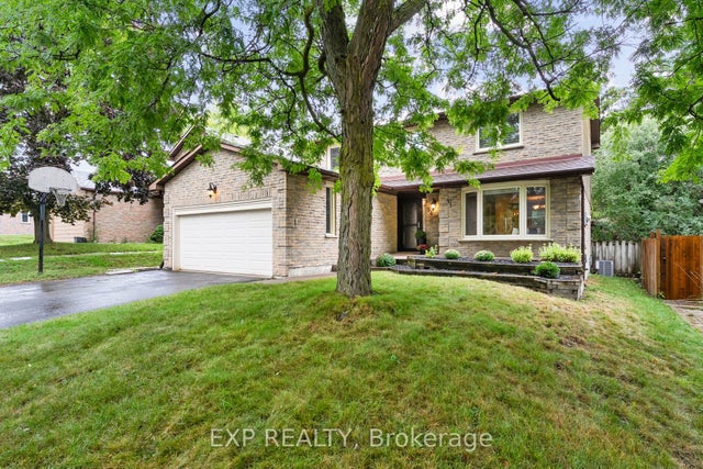 56 Manning Crescent, Newmarket